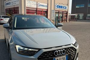 AUDI A1 SPORTBACK  1.0 TFSI TRONIC AUTOMATICA