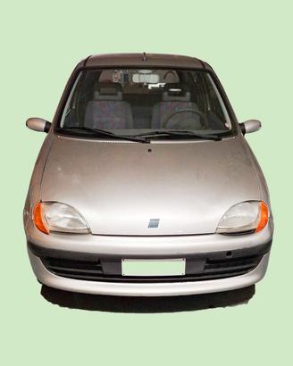 FIAT 600