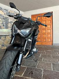 KAWASAKI Z800 ABS - Marzo 2015 - 31.000 km - Nero