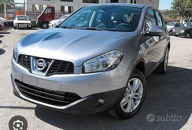 Qashqai incidentato 