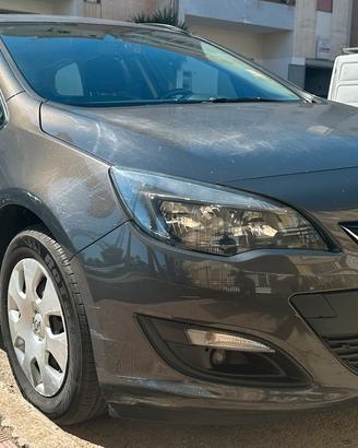 Opel Astra SW 1.7 cdti 110cv 2014