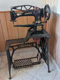 Macchina cucitrice da calzolaio