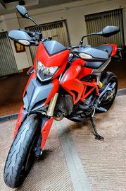 Ducati Hypermotard 821 Red