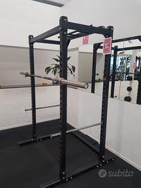 Vendiamo Power Rack  . 