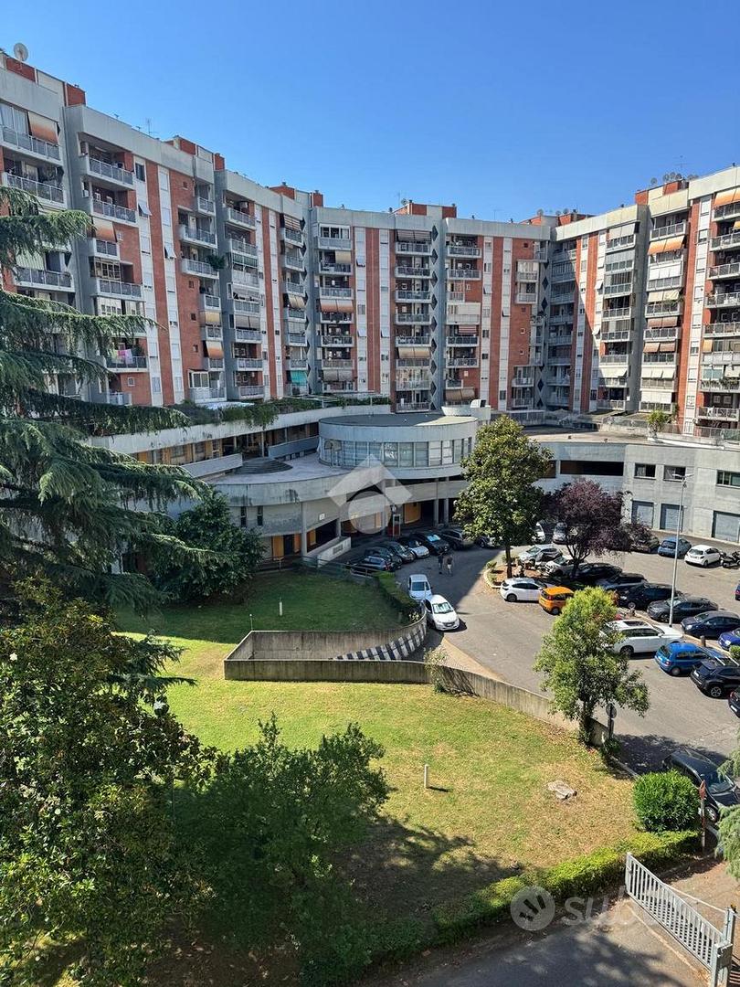 3 LOCALI A ROMA - Vista 3