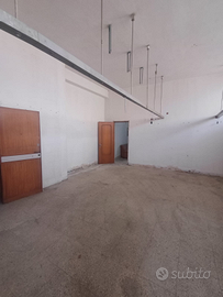 IMMOBILE CON TERRAZZO E GARAGE zona Galermo