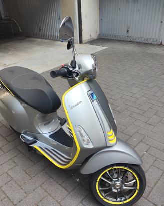 Piaggio Vespa 70 Km/h  elettrica 