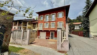 Villetta a schiera di 290 m² con più di 5 locali e