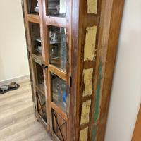 Vetrina in legno