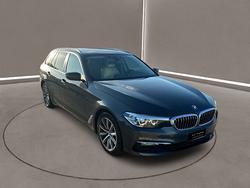 BMW Serie 5(G30/31/F90) - 520d Touring Lux U139990