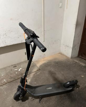Monopattino elettrico Ninebot – ottime condizion