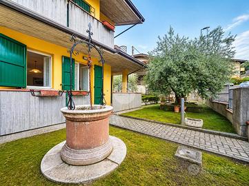 4 LOCALI A BORGHI