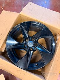 Cerchi in lega 17 pollici audi a3