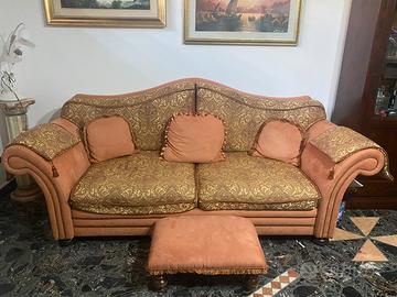 Divano classico stile barocco/veneziano con pouf