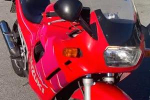 suzuki gsx f 600