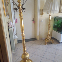 Attaccapanni in legno e oro