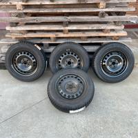 Gomme Invernali Bridgestone LM005+Cerchi 15 pollic