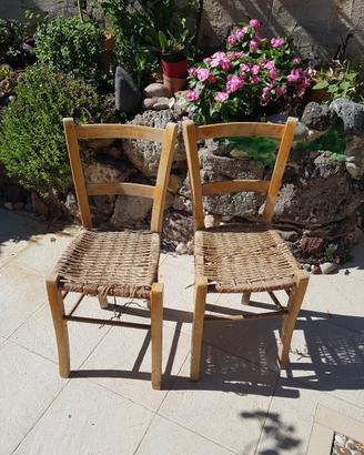 Coppia di sedie vintage in legno artigianato sardo