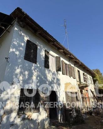 Villa di 400 m² con 4 locali e box auto doppio a S