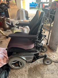 Carrozzina anziani