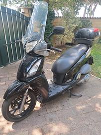 scooter Kymco People 300 GTI