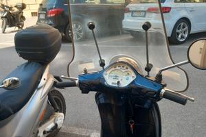 Vespa piaggio 150  2010
