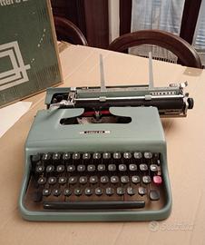 Olivetti lettera 22 macchina per scrivere