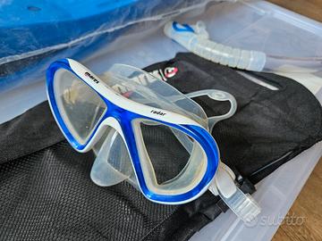 maschera Mares con boccaglio nuoto snorkeling