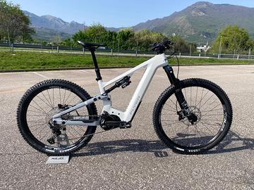 Flyer Uproc X 6.10 tg. M