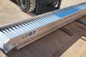 Rampe carico alluminio CLM 100.35 portata 2300 kg