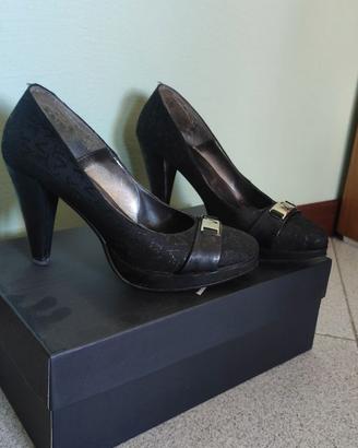 Scarpa décolleté nera