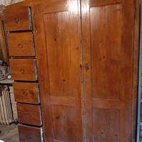 Mobile di antiquariato