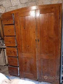 Mobile di antiquariato