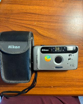 Nikon AF 230 - 35mm funzionante