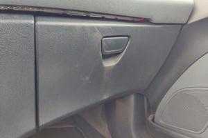 Cassetto portaoggetti FORD FIESTA del 2010