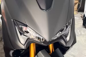 Tmax 560 tech max kamo 2021