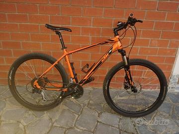 bicicletta mtb ktm perfetta