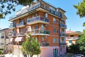 3 LOCALI A PORTO SAN GIORGIO