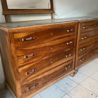 2 comò antichi in noce con piano in marmo