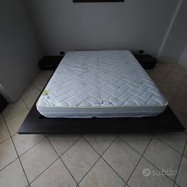 Letto tatami con contenitore e comodini integrati