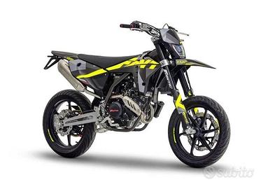 FANTIC MOTARD 125  STEALTH 125 NUOVA DA TARGARE