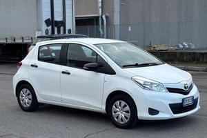 Toyota Yaris 1.0 5 porte GARANZIA TOYOTA UNI PRO