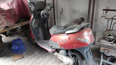 Scooter per ricambi Elystar