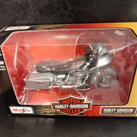 Harley-Davidson Road Glide modellino