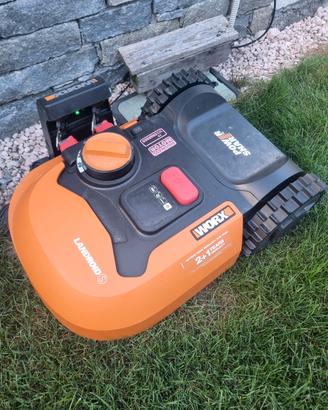 ROBOT RASAERBA WORX LANDROID S per 250-300 m2