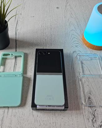 Samsung galaxy Z flip5 256gb