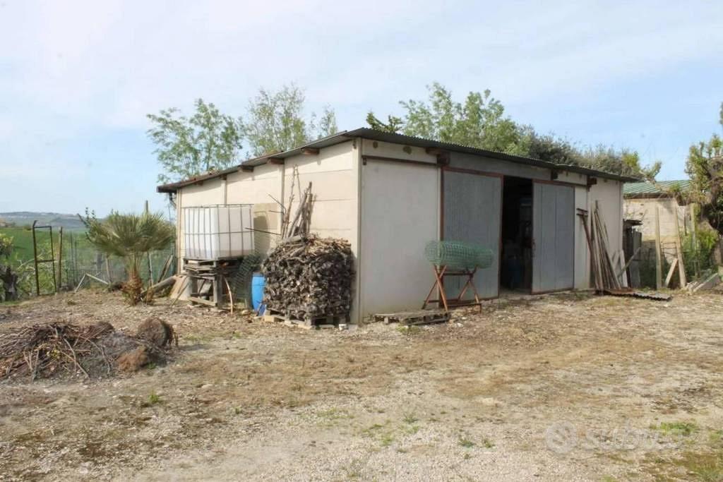 Immobile in asta di 20670 m² a Lapedona - Vista 2