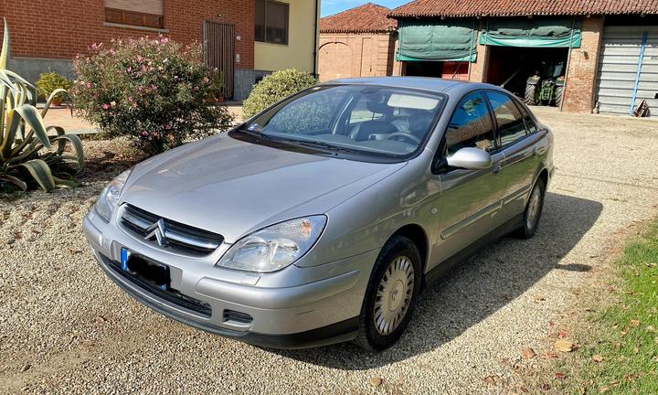 Automobile Citroen C5 berlina