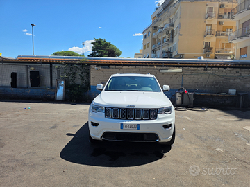 Jeep grand cherokee iv serie