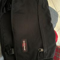 Borsa tracolla eastpak